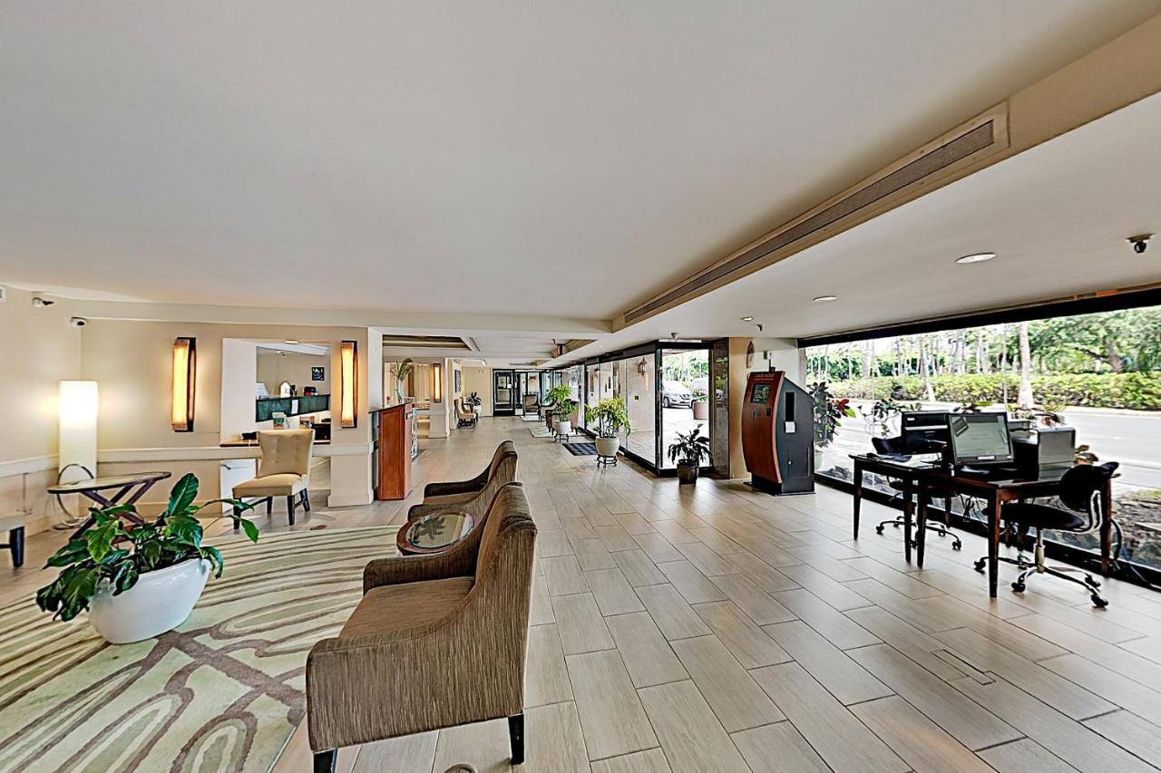 Aqua Palms Waikiki Ocean View Lanai Parking Included Apartman Honolulu Kültér fotó